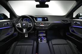 Autoblog drives the 2014 bmw m235i, the first m performance vehicle to be offered in the us. Foto Bmw M235i Xdrive Innenraum Vorne Vergrossert