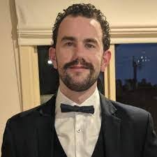 Robbie Mason's Instagram, Twitter & Facebook