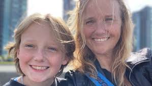 Fundraiser for Lindsay Doleshal by Raini Gomez : Aid for Lindsay's Medical  and Housing Costs