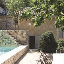 Maison Provencale Moderne Renovee Maison Provencale Maison Maison En Provence