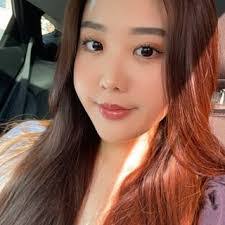 Kathy Hua's Instagram, Twitter & Facebook