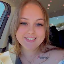 Chloe Rain Maxwell and Russell Levis Coleman's Wedding Website