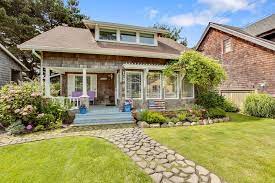 Maybe you would like to learn more about one of these? Quincy Cottage Cannon Beach Vacation Home