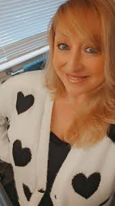 Aldi Valentine's Sweater Review