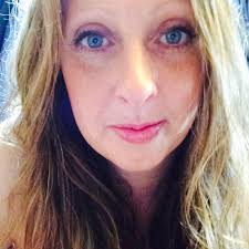 Vanessa Brett-Davey is fundraising for Mind