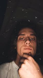 Ashlee Garrett (@ashleegarrett99)