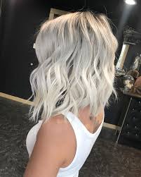 quot ik wil zo wit zijn als mijn hemd quot ik zeg niet meer fam 225 mevrouw riggle bob frisur haarfarben schulterlange haare frisuren