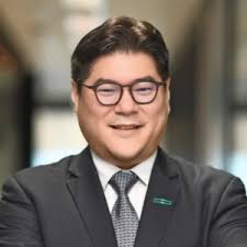 Lifted by women, leading with gratitude