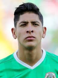 As a kid, he worked for his family's business of manufacturing football jerseys for local teams, which he referred to as his first step into the sport. Edson Alvarez Grosse Gewicht Masse Alter Biographie Wiki