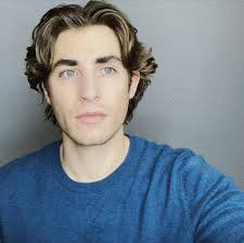 ADAM SANTA CRUZ (@adamsantacruz) • Instagram photos and videos