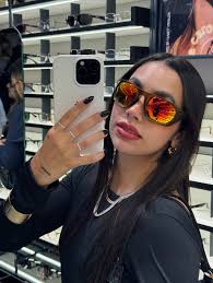 Óculos até R$300,00??? Você encontra diversas marcas até esse preço aqui no  Black Friday das Óticas Carol 💛🖤 Então corre garantir o seu!!!