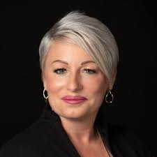 812 NW 22nd St, Moore, OK 73160