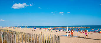 +33 4 68 75 21 21 email. Camping Barberousse Gruissan Narbonne Aude Campeole