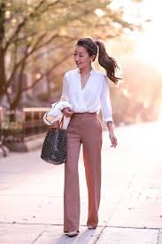 Smart Ways To Wear Outfits For Short Girl To Look Taller Women Girl Outfit Petite Shorthe Fashionable Work Outfit Spring Work Outfits Cute Work Outfits