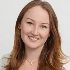 Stacey Batten's Instagram, Twitter & Facebook