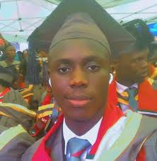 Pray for Texas 🙏 Devastating floods have swept through the Texas Hill  Country, claiming at least 82 lives and leaving families desperately  searching for missing loved ones. The Guadalupe River rose over