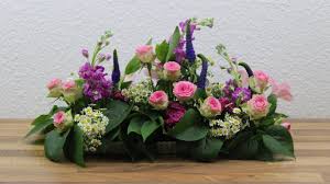 Blumengestecke für die hochzeit ideen tipps beispiele. Blumendeko Hochzeit Selber Machen Floristik Video Anleitung Blumengesteck Blumengestecke Blumen Gestecke Blumengestecke Hochzeit