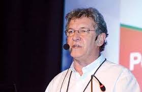 Daniel Courreges's Instagram, Twitter & Facebook