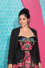 Together, they raised two daughters. Noemi Gonzalez Vida Premiere In Los Angeles Celebmafia