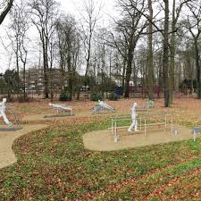 Trainiere bei jedem wetter mit tollen trainern. Outdoor Fitnessparcour Im Kurpark In Hamm Erste Outdoor Fitness Parcours Der Stadt Hamm Frei Zuganglich Hamm