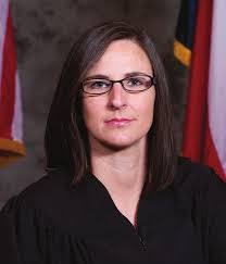 Ingrid Warren's Instagram, Twitter & Facebook