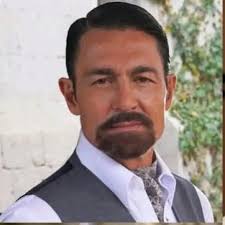 The new Telemundo action and suspense production, "Lobo, Morir Matando"  (Wolf, Die Killing), features an incredibly talented ensemble cast. Leading  the story is Arap Bethke as Damián "Lobo" Rosales, supported by Fátima