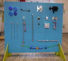Gros Bricolage Ribambelles Mur Sensoriel Tableau D Eveil Tableau D Activite