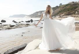 Boho brautkleider aus schönsten stoffen. Braut Und Abendkleider Im Bohemian Look Von Crusz Qiez