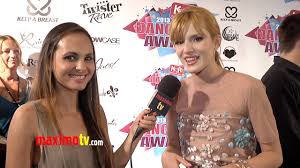245x199 px download gif gagaedit, leo howard, or share. Bella Thorne On Shake It Up Season 4 Role Model Of The Year Award Interview Youtube