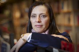 Comment conquérir le cœur d'une femme en roumanie ? Liliana Lazar Traverser La Frontiere La Presse