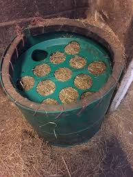 I show a very cheap way to make a hay feeder for your big round bales. Homemade Hay Feeders An Easy Solution E Venting