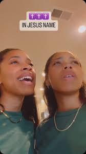 TheBurchTwins (@theburchtwinss) • Instagram photos and videos