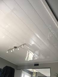 Découvrez nos derniers arrivages à bas prix et notre stock permanent de produits de qualité. Lambris Pvc Blanc Brillant 4 M Gamboahinestrosa