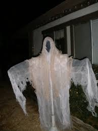 Dekoration Fur Halloween Mach Es Zum Ausschneiden Des Mullsacks Neu Halloween Gartendeko Halloween Dekoration