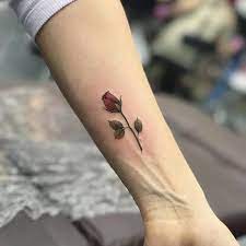 100 Trendy And Irresistible Tattoo Ideas For Girls Tattoobloq Rose Tattoos For Women Small Rose Tattoo Rose Tattoos On Wrist