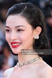 Thảm đỏ Cannes ngày 3: Chung Sở Hi đẹp phát sáng, cùng Chompoo Araya "chặt  ch-ém" Irina Shayk và cả Hoa hậu Hoàn vũ 😍 LHP Cannes 2025 đã diễn ra đến