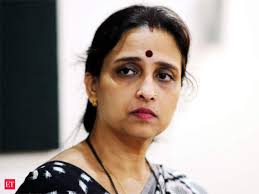 Chitra wagh bolat ahe te ekdam barobar ahe. Women Feeling Unsafe In Maharashtra Chitra Wagh Ncp Leader The Economic Times