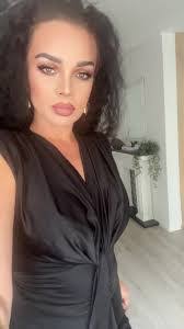 Nermina Hasanovic's Instagram, Twitter & Facebook