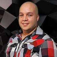 Aaron Wardell's Instagram, Twitter & Facebook