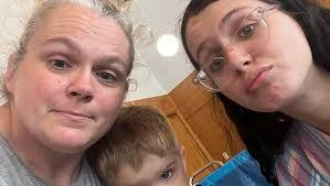 Sheila Shannon's Instagram, Twitter & Facebook