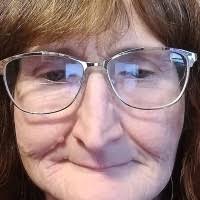 400+ "Tess Wallace" profiles