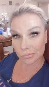 Holly Wilcox's Instagram, Twitter & Facebook