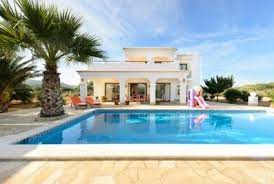 pin op villa in spanje