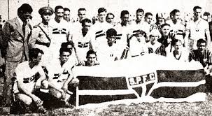 No dia 27 de janeiro de 1930, às 14 horas, foi assinada a ata de fundação do são paulo futebol clube, no número 28 da praça da república, 4 nascido da união entre a associação atlética das palmeiras e o club athlético paulistano, ficando como data magna do clube o dia 25 de janeiro de 1930, 5 dia e mês de preferência de seus fundadores por se tratar da data em que foi fundada. Sao Paulo Fc Wikiwand