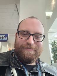 Cosplay photographer seeking models for shoots near convention center