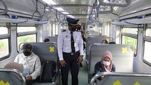 Cara pilih tayar kereta tidak semestinya treadware tinggi sehingga 400 atau 500 itu bagus. Ini Sosok Di Balik Nyamannya Sebuah Perjalanan Kereta Api Siapa Dia