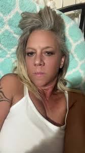 Jennifer Wehmeyer's Instagram, Twitter & Facebook