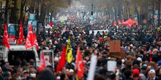 Avec les prises de position du premier ministre et de guillaume pepy, on voit bien que le partenaire qui ne souhaite pas. Greve Du 5 Decembre Revivez La Journee De Manifestations Dans Toute La France