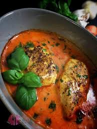 Poulet Hahnchenbrust Mit Basilikum Und Knoblauch Rezept Rezepte Einfache Gerichte Kochrezepte