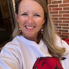 Jackie Varney's Instagram, Twitter & Facebook